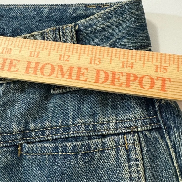 Commense Ultra High Rise, Mid Blue, Wide Leg Jeans with Unfinished Hem. - Picture 5 of 12